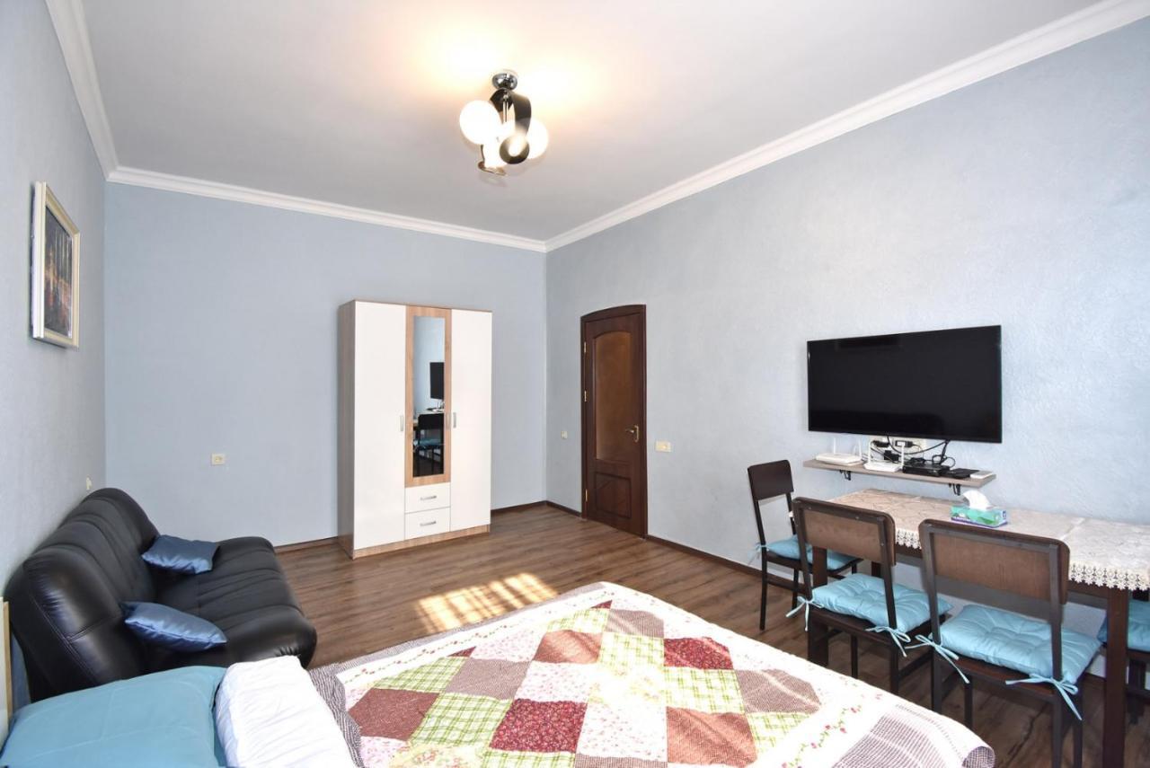 Apartment Near Sasundci Davit Metro Station Γιερεβάν Εξωτερικό φωτογραφία