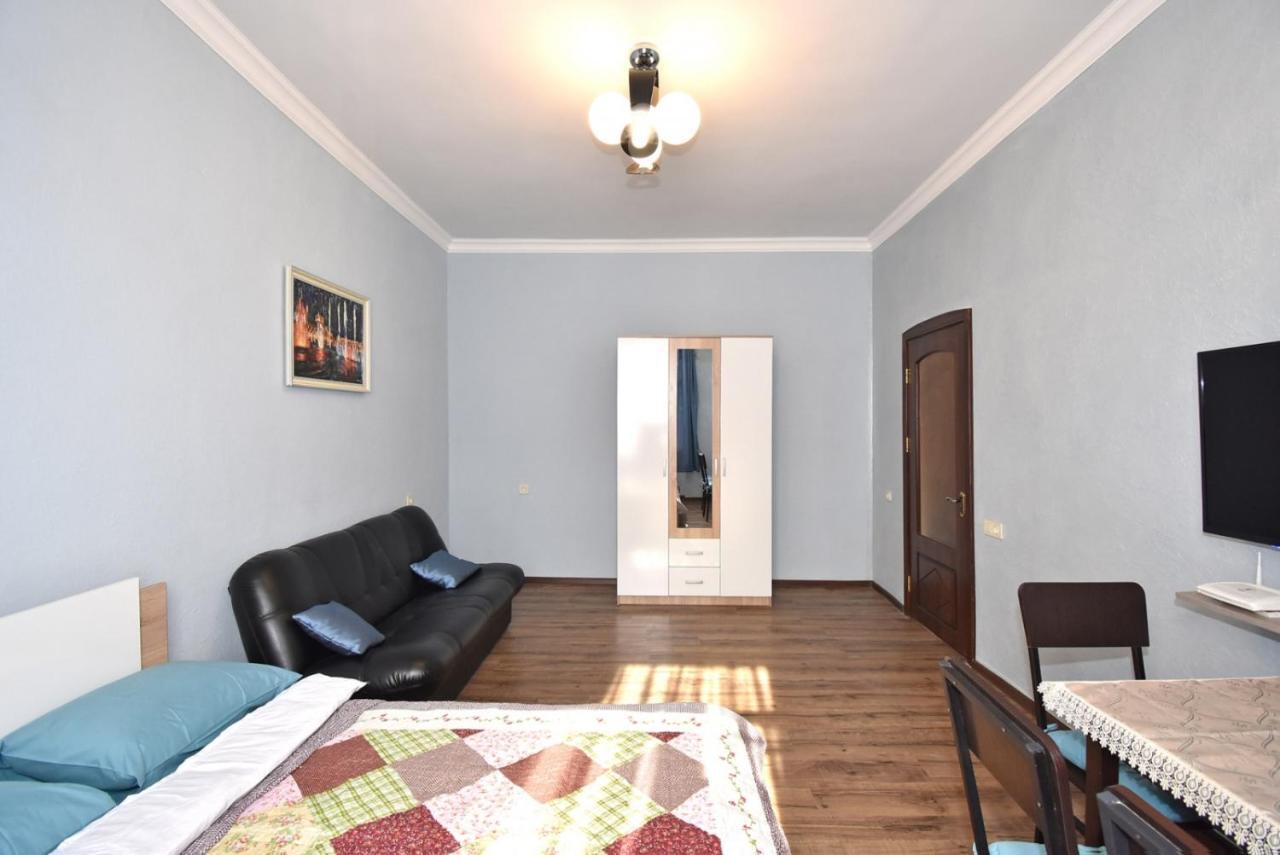 Apartment Near Sasundci Davit Metro Station Γιερεβάν Εξωτερικό φωτογραφία
